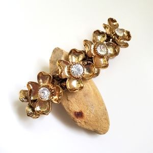 Bracelet, gold tone metal dogwood flowers